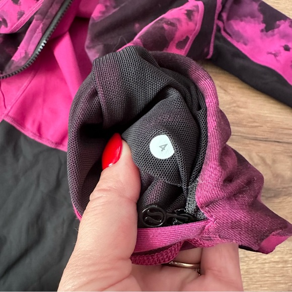 Lululemon Daily Practice Jacket women’s pink and black jacket size 4 - Picture 9 of 13
